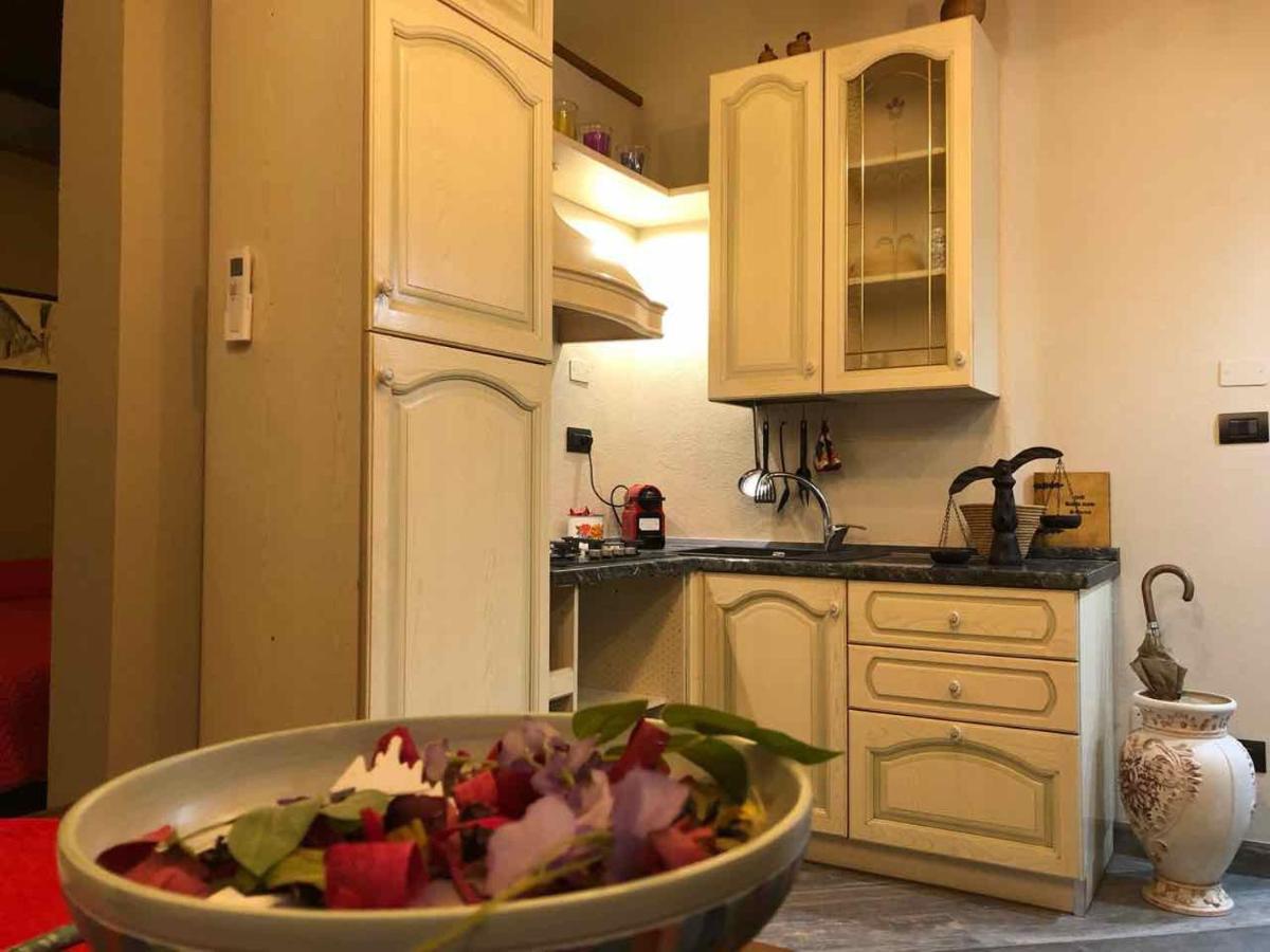 Lovely Apartments Barra Di Ferro Centro Storico Κούνεο Εξωτερικό φωτογραφία